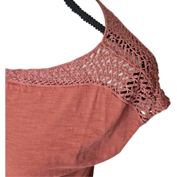 LOFT Coral Lace Blouse - Picture 3 of 9